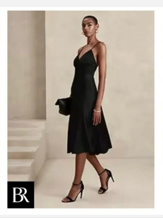 Banana Republic Dresses & Skirts - Slip Midi Dress with Spaghetti Straps